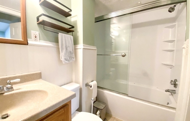 1 bed, 1 bath, 615 sqft, $2,750, Unit 12