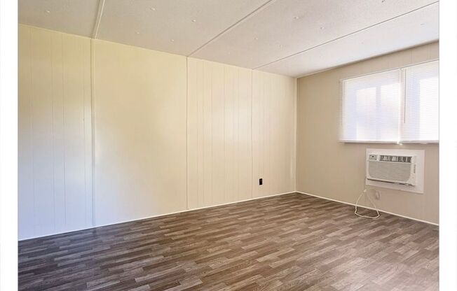 2 beds, 1 bath, 594 sqft, $790, Unit 42A