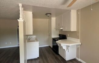 1 bed, 1 bath, 625 sqft, $1,750, Unit 15