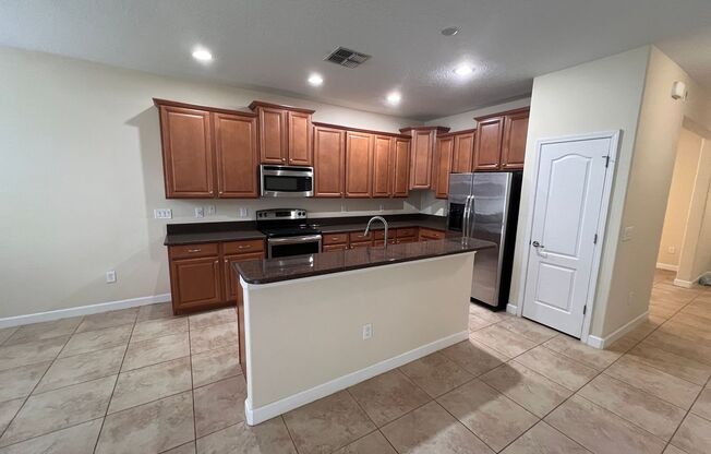 4 beds, 3.5 baths, $3,150, Unit LOT 1632