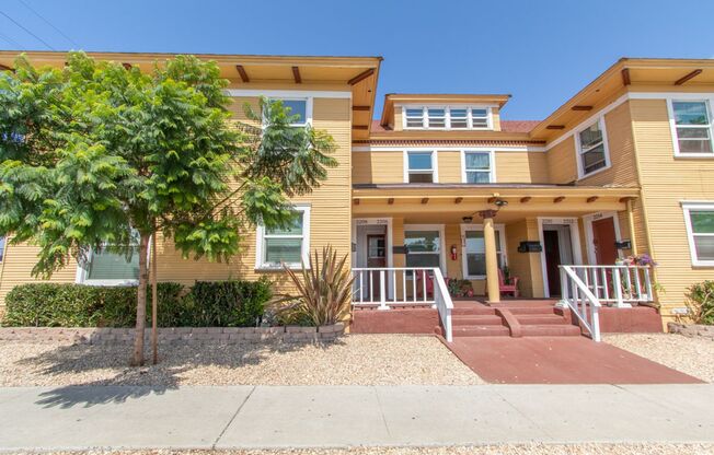 2 Bedroom 1 Bath + Loft Apartment - One Block from the Heart of Barrio Logan! Reduced Deposit $1500!
