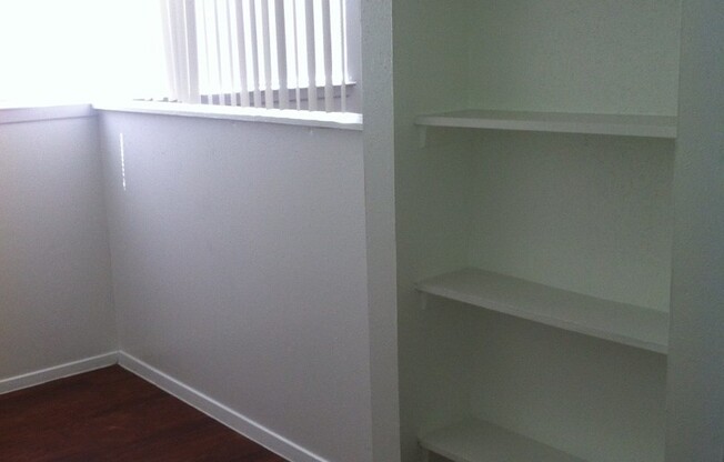 Studio, 1 bath, 415 sqft, $695, Unit 1205