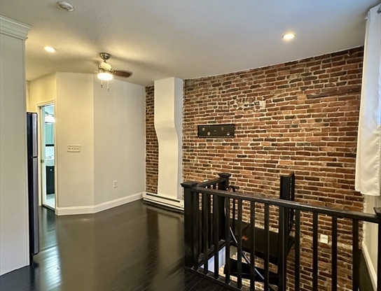 1 bed, 1 bath, 560 sqft, $2,250, Unit 1