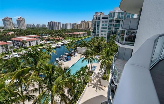 3029 NE 188th St cu-818, Aventura, FL 33180