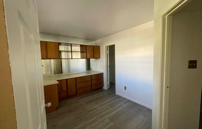 1 bed, 1 bath, 627 sqft, $1,150, Unit 26