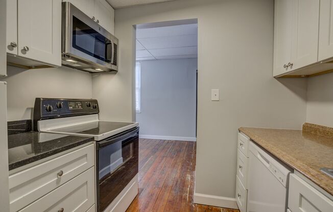 1 bed, 1 bath, $750, Unit 3