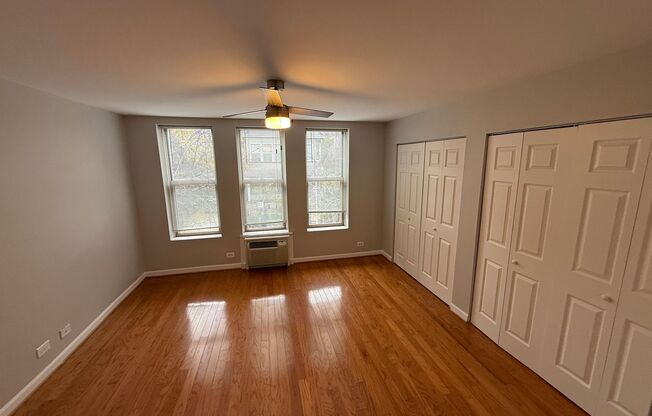 1 bed, 1 bath, $1,900, Unit 203