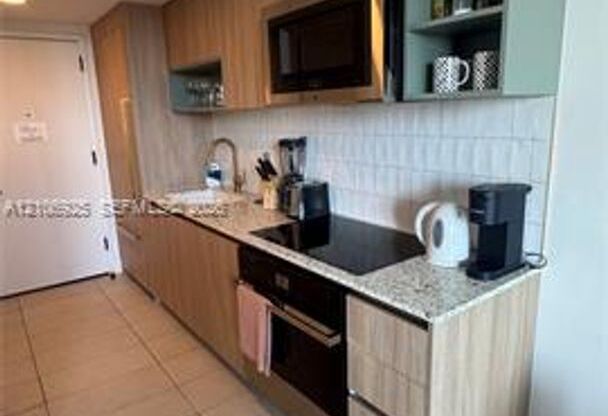1 bed, 1 bath, $3,800, Unit # 159