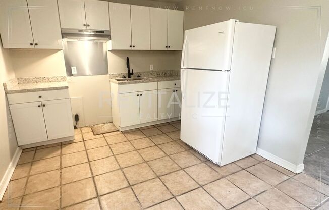 3 Bed/1 Bath Home in West Mobile!