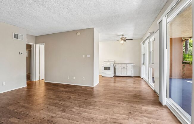1 bed, 1 bath, 775 sqft, $2,545, Unit 41