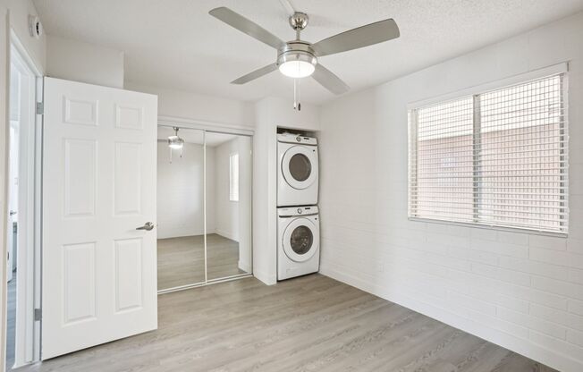 1 bed, 1 bath, 550 sqft, $1,637, Unit 39