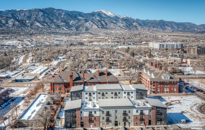 1 bed, 1 bath, 586 sqft, $1,999, Unit 810 #107