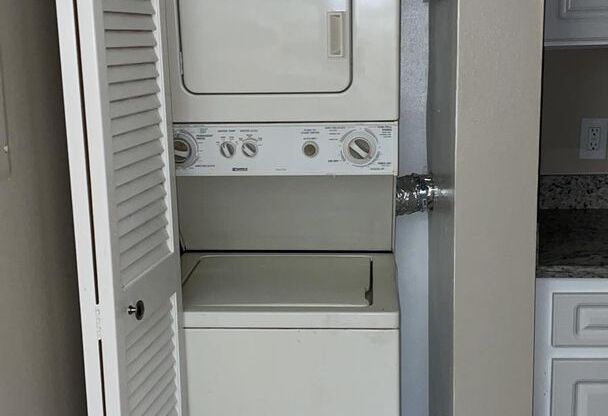 1 bed, 1 bath, 770 sqft, $1,145, Unit Apt 35