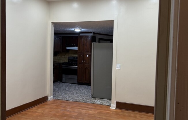 52 TUFTS AVE