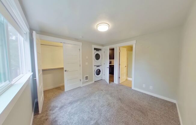 1 bed, 1 bath, $1,395, Unit 10