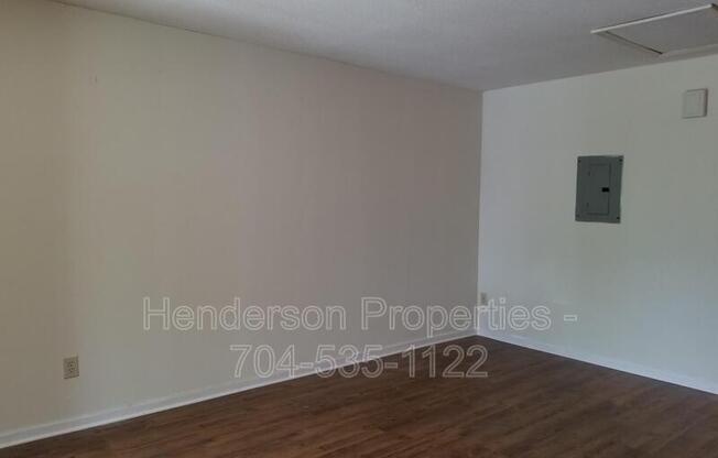 1442 Riverview Road