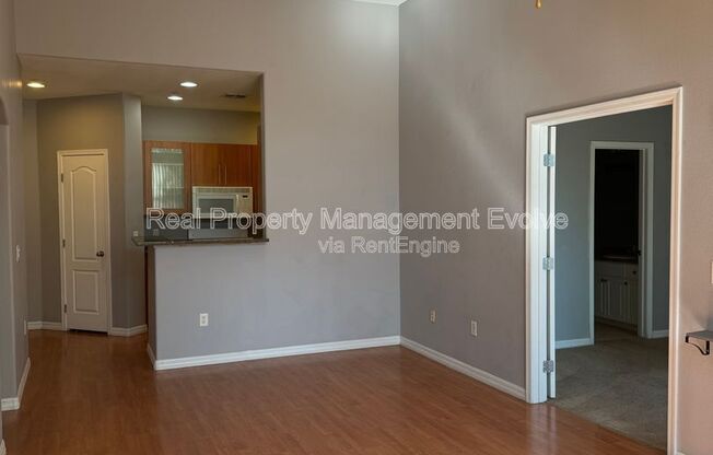 2 beds, 2 baths, 927 sqft, $1,550, Unit 2164