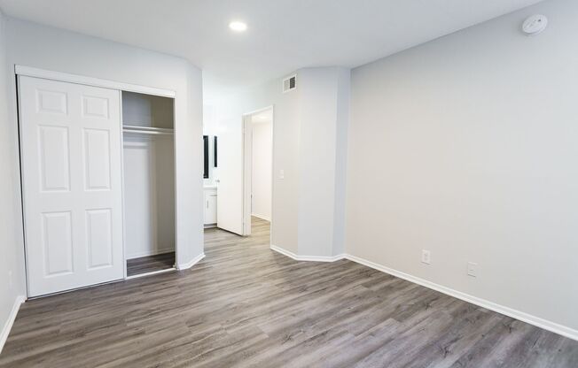 2 beds, 2 baths, 895 sqft, $1,998, Unit 108