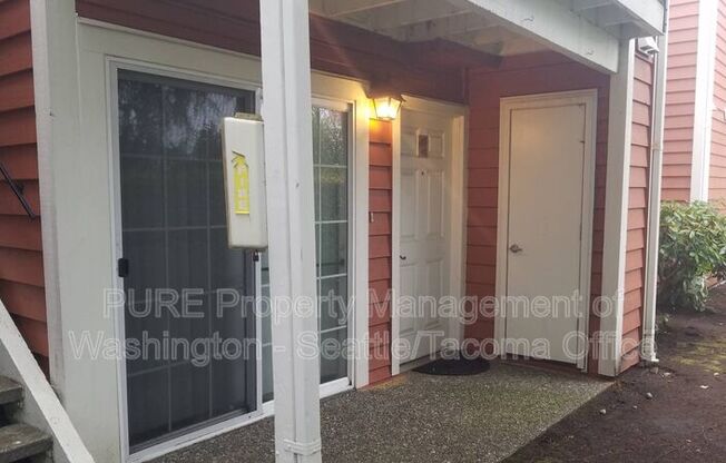 2605 S 272 ST