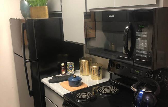 Black Appliances at Elevation Apartments, Tucson, Arizona