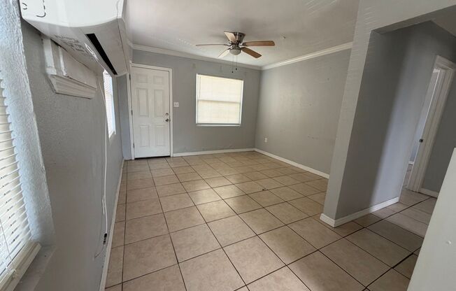 1006 Vine Ave