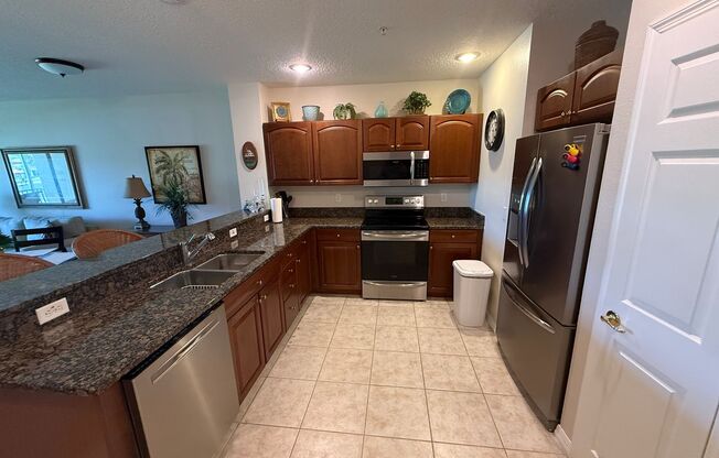 3 Bedroom/2 Bathroom 2nd floor Condo at Canopy Walk AVAILABLE NOW!
