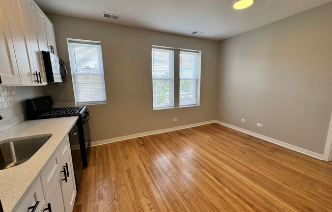 1 bed, 1 bath, $1,575, Unit 106
