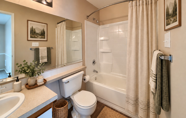 1 bed, 1 bath, 820 sqft, $1,500, Unit 332