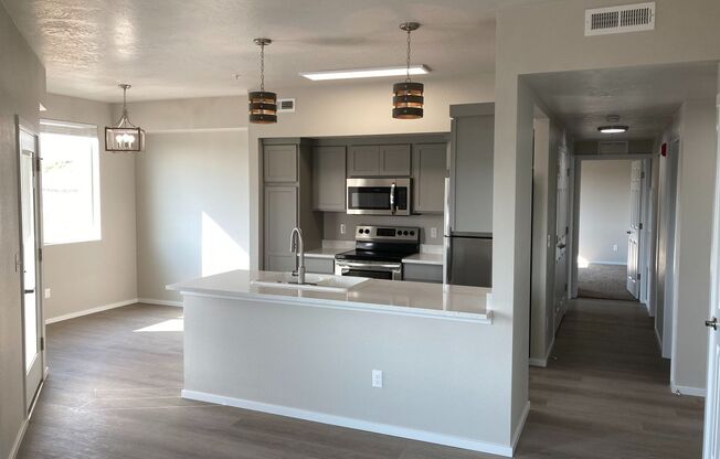 South Ridge Apts~Built in 2021 w/ Clubhouse + Pool, Pet Friendly & Covered Parking!