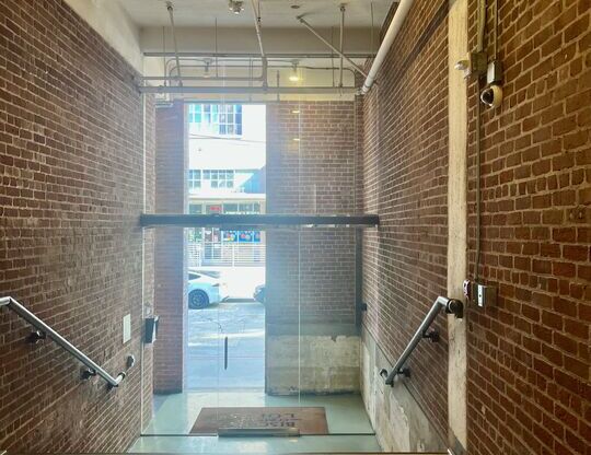 1 bed, 2 baths, 1,189 sqft, $3,950, Unit 504