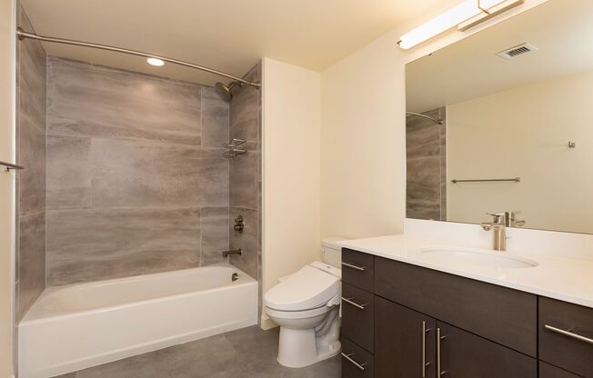 2 beds, 1 bath, 643 sqft, $3,395, Unit 407