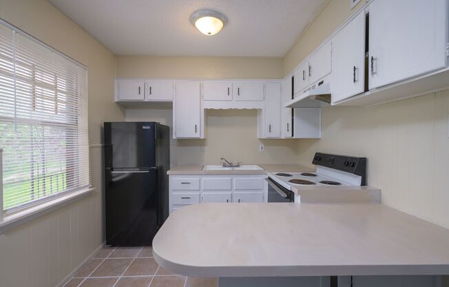 B&amp;I APARTMENTS