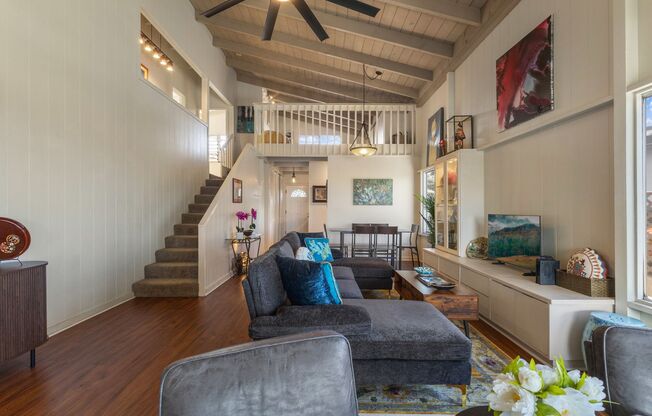 Ocean & Diamond Head Views – Kahala Gem
