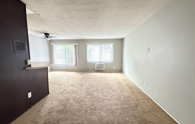 201Ave64