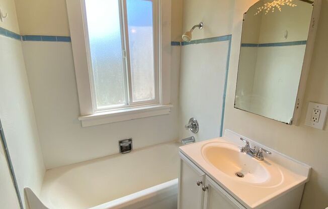 Studio, 1 bath, $1,395, Unit Apt 5A