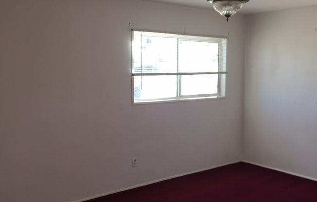 2 beds, 1 bath, $1,725