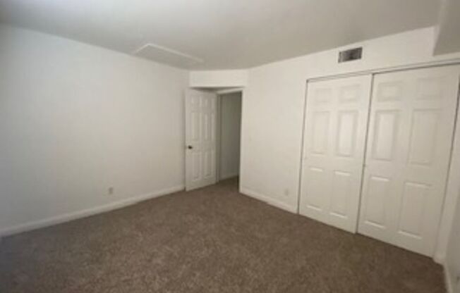 2 beds, 2 baths, $1,195, Unit Bd# 16