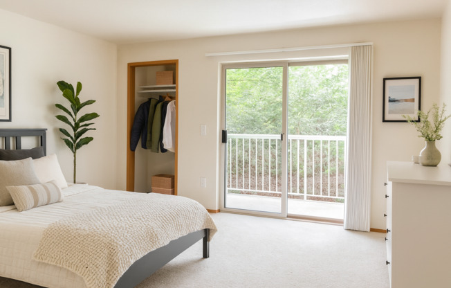 Studio, 1 bath, 408 sqft, $1,500, Unit 105C