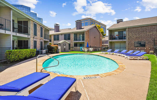 Second Swimming Pool Lounge Seating at Noel on the Parkway Apartments in Dallas, Texas, TX