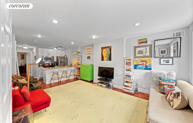 476 ALT JEFFERSON AVE