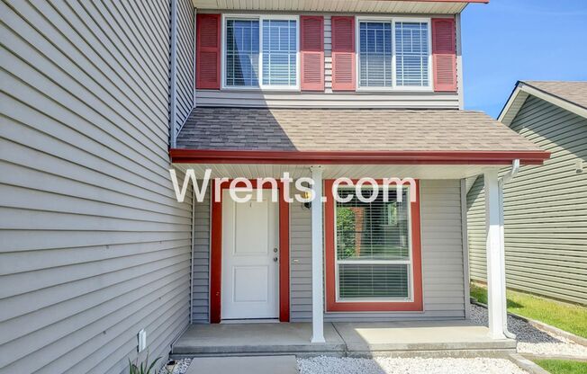 Beautiful 2 Story Home!