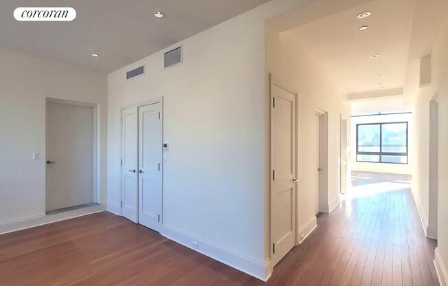 6 beds, 4.5 baths, 6,000 sqft, $55,000, Unit PHA