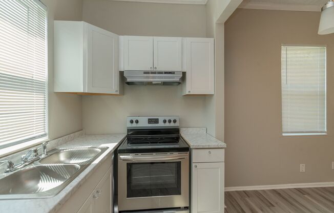 2 beds, 1 bath, $1,175