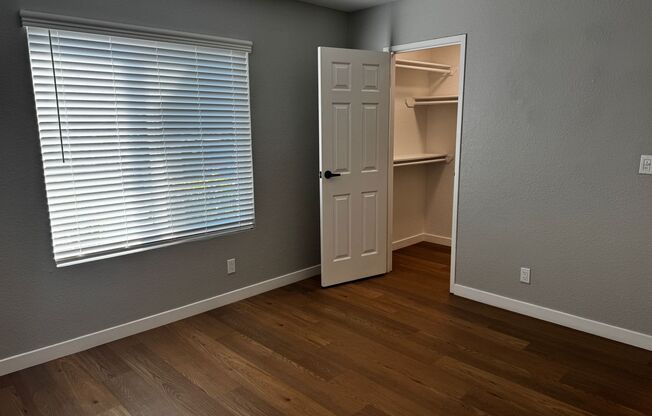 2 beds, 1 bath, 875 sqft, $2,550, Unit 639