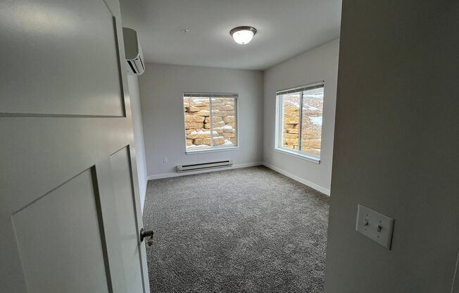 3 beds, 2 baths, 1,448 sqft, $2,095, Unit Lime 428
