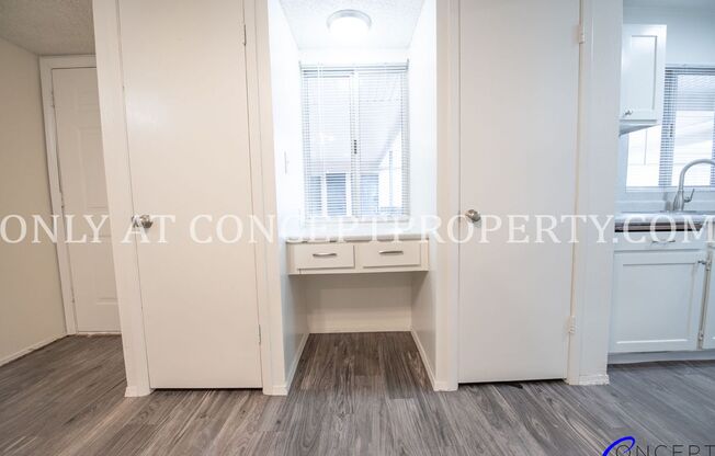 1 bed, 1 bath, 700 sqft, $1,225, Unit 35