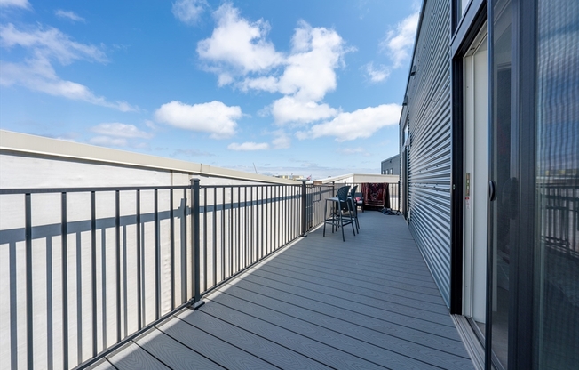 2 beds, 2 baths, 1,072 sqft, $4,100, Unit 402