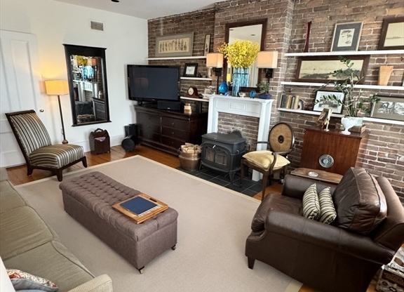 61 OTIS ST