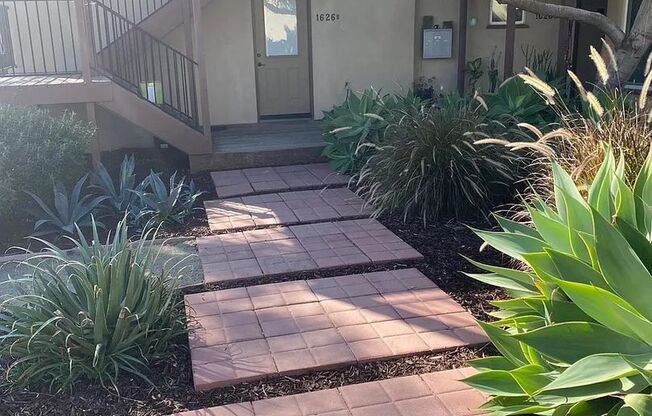 Spacious Studio aand 1-bedroom Apartments in Mission Hills – Prime Location!