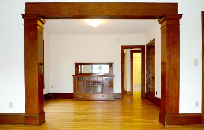 1 bed, 1 bath, 410 sqft, $975, Unit 4 - 21